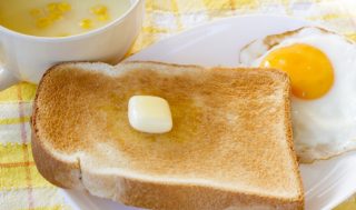 朝食の食パンにぬる体にやさしいバターの選び方