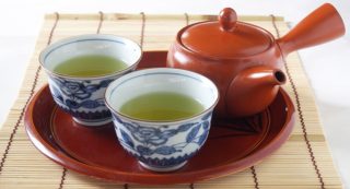 虫歯予防やさまざまなガン抑制効果がある緑茶